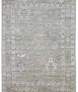 Handknuten Ushak Oriental rug, Ziegler/Kazak style, 207x149 cm, with intricate traditional patterns on a soft background.