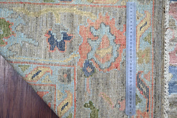 Handwoven Ushak Oriental rug by Orientmattor, Ziegler/Kazak style, 264x185 cm with intricate patterns and vibrant colors.