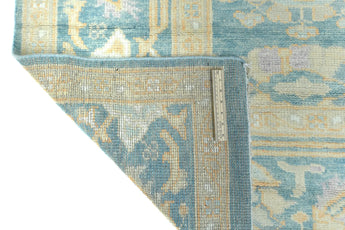 Handknuten Ushak Oriental rug in Ziegler/Kazak style, 374x274 cm, featuring intricate patterns and rich colors from Orientmattor.